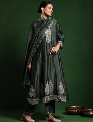 Floral Yoke Design Round Neck A-Line Kurta With Trousers And Dupatta 6
