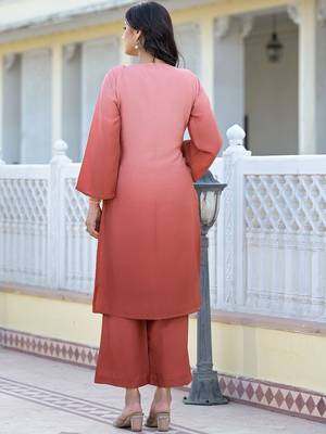 Ombre Dyed V-Neck Straight Kurta With Trousers 4