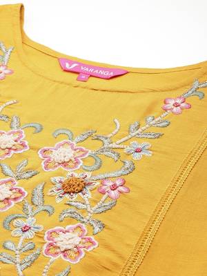 Floral Embroidered Thread Work Pure Silk Kurta with Trousers & Dupatta 3