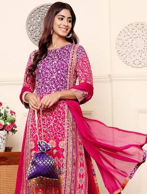 Women Floral Embroidered Regular Gotta Patti Kurta with Trousers & Dupatta 1