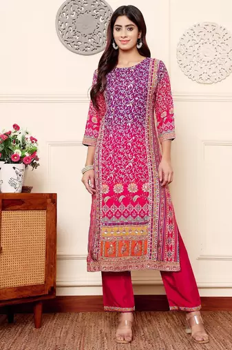 Women Floral Embroidered Regular Gotta Patti Kurta with Trousers & Dupatta