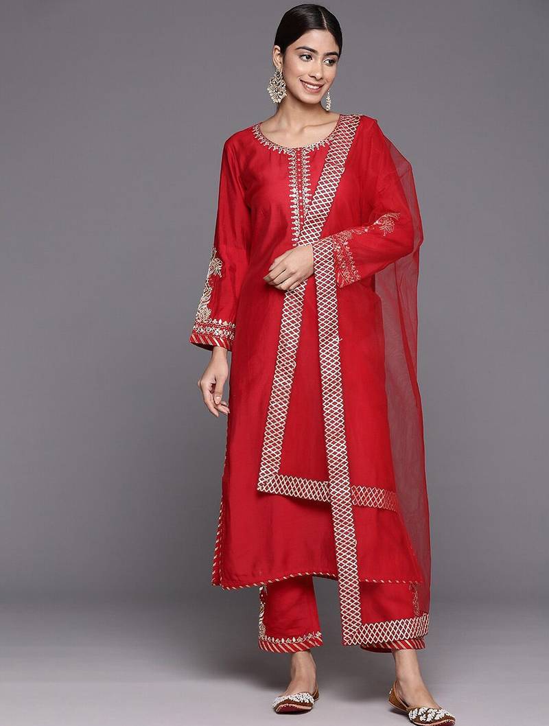 Ethnic Motifs Embroidered Regular Kurta with Trousers & With Dupatta