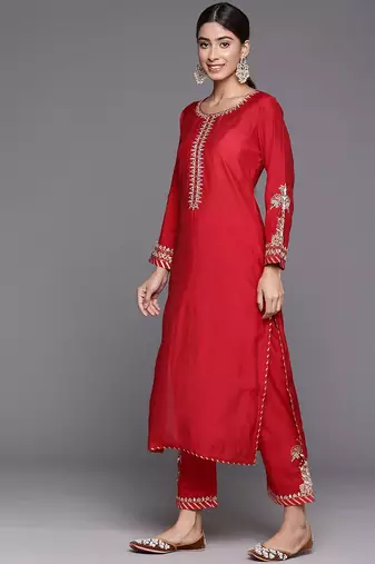 Ethnic Motifs Embroidered Regular Kurta with Trousers & With Dupatta