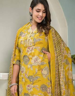 Women Floral Printed Regular Mirror Work Pure Cotton Kurta with Salwar & With Dupatta 2