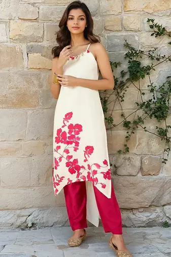 Women Floral Printed Kurta with Trouser