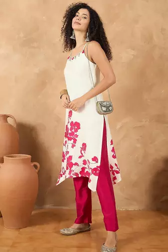 Women Floral Printed Kurta with Trouser