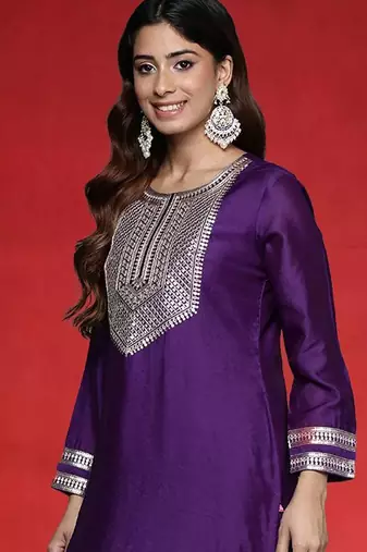 Floral Yoke Design Chanderi Silk Zari Straight Kurta With Trousers & Dupatta