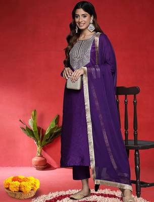 Floral Yoke Design Chanderi Silk Zari Straight Kurta With Trousers & Dupatta 6