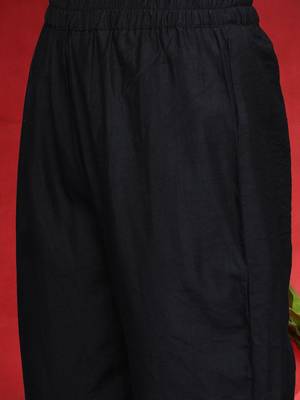 Printed Chanderi Silk Round Neck Straight Kurta With Trousers & Dupatta 3