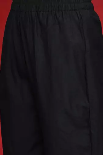 Printed Chanderi Silk Round Neck Straight Kurta With Trousers & Dupatta