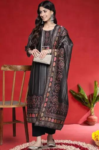 Printed Chanderi Silk Round Neck Straight Kurta With Trousers & Dupatta