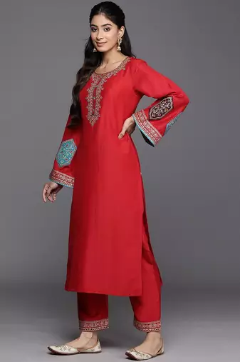 Floral Yoke Design Sequinned Kurta With Trousers & Dupatta