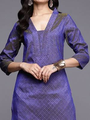 Women Regular Kurta with Trousers 2