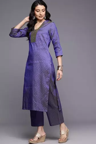 Women Regular Kurta with Trousers