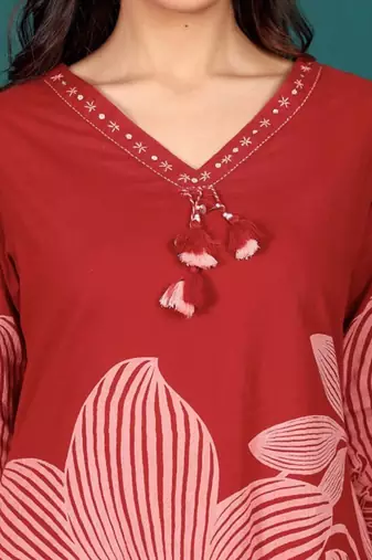 Women Ethnic Motifs Printed Regular Thread Work Kurta with Trousers & With Dupatta