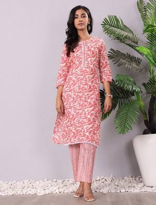 Floral Printed Round Neck Pure Cotton Straight Kurta With Trouser & Dupatta 3