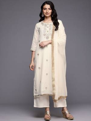 Floral Embroidered Zari Kurta With Palazzos & Dupatta 6