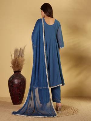 Women Panelled Thread Work Anarkali Republic Day Kurta with Palazzos & Fringed Dupatta 6