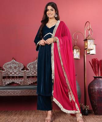 Navy Blue Flared Sleeves Lace Velvet Empire Kurta with Trousers & Dupatta 2
