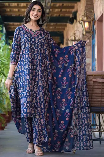 Floral Printed Regular Pure Cotton Straight Kurta with Trousers & With Dupatta