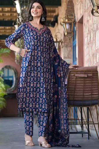 Floral Printed Regular Pure Cotton Straight Kurta with Trousers & With Dupatta