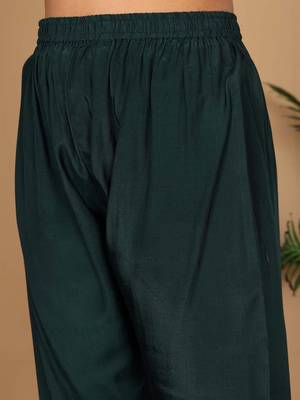 Floral Embroidered Thread Work Pure Silk Straight Kurta With Trousers & Dupatta 3