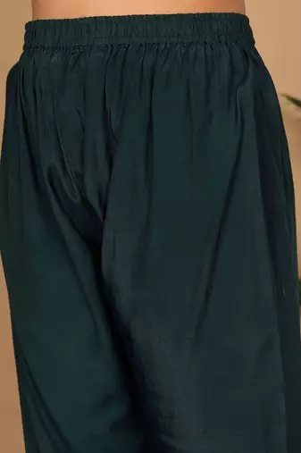 Floral Embroidered Thread Work Pure Silk Straight Kurta With Trousers & Dupatta