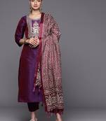 Geometric Woven Design Thread and Zari Work Straight Kurta with Trousers & Dupatta