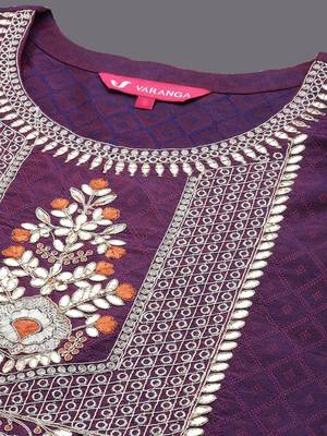 Geometric Woven Design Thread and Zari Work Straight Kurta with Trousers & Dupatta 2