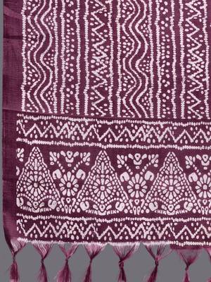 Geometric Woven Design Thread and Zari Work Straight Kurta with Trousers & Dupatta 4