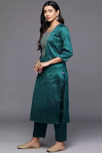 Ethnic Motifs Zari Embroidered Yoke Kurta & Trousers With Dupatta