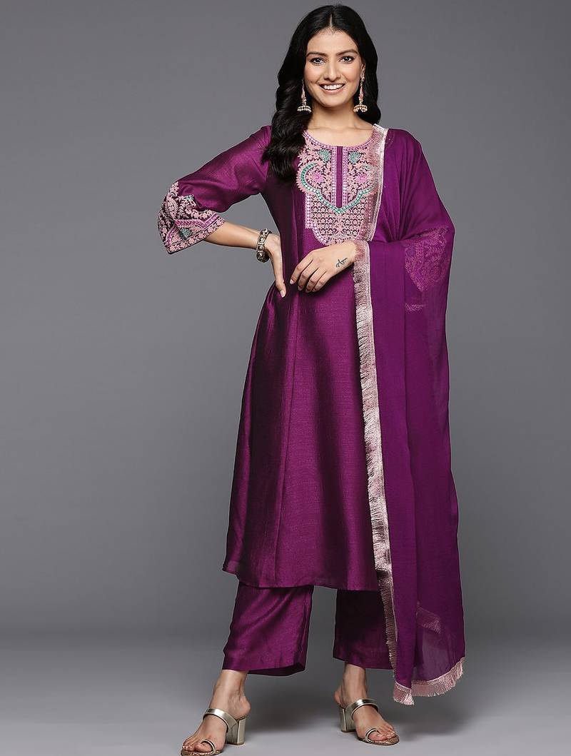 Thread & Zari Embroidered A-Line Kurta & Trousers With Dupatta