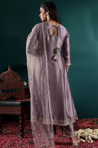 Women Floral Embroidered Panelled Kurta with Trousers & With Dupatta