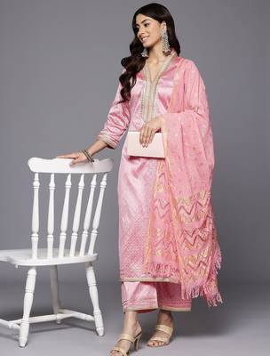 Women Woven Design Gotta Patti Kurta with Trousers & With Dupatta 8