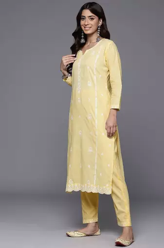 Ethnic Motifs Embroidered Thread Work Pure Cotton Kurta With Trousers & Dupatta