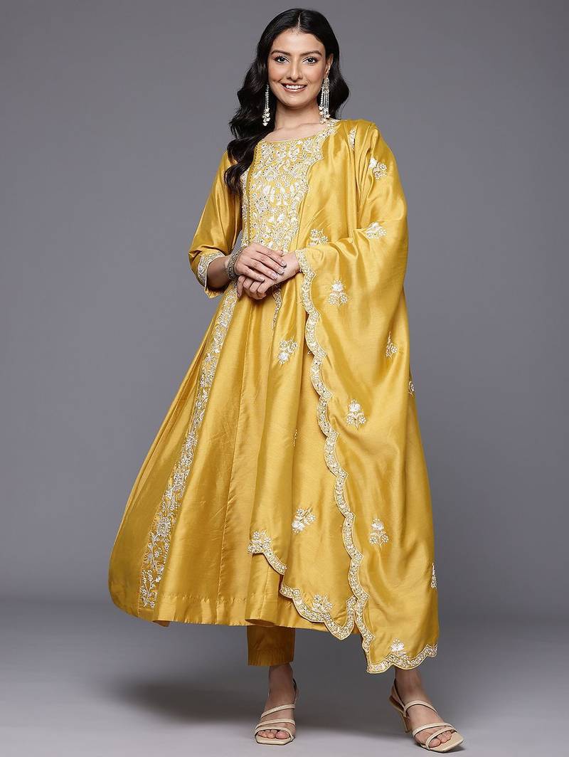 Floral Embroidered Thread Work Kurta With Trousers & Dupatta