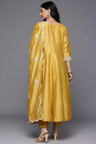 Floral Embroidered Thread Work Kurta With Trousers & Dupatta