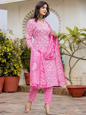 Paisley Printed Regular Thread Work Kurta with Trousers & With Dupatta 3