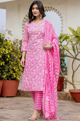 Paisley Printed Regular Thread Work Kurta with Trousers & With Dupatta