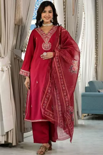 Ethnic Motifs Yoke Design Regular Thread Work Kurta with Trousers & With Dupatta