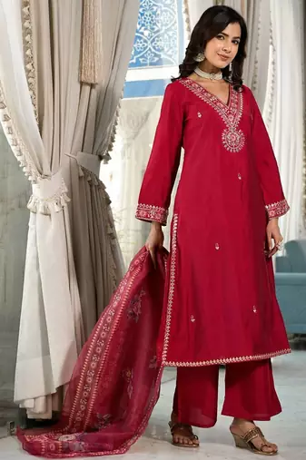 Ethnic Motifs Yoke Design Regular Thread Work Kurta with Trousers & With Dupatta