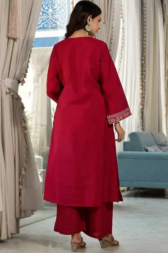 Ethnic Motifs Yoke Design Regular Thread Work Kurta with Trousers & With Dupatta