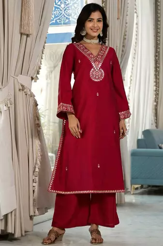 Ethnic Motifs Yoke Design Regular Thread Work Kurta with Trousers & With Dupatta