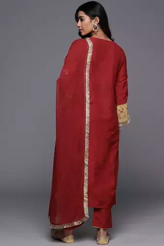 Ethnic Motifs Embroidered Regular Kurta with Trousers & With Dupatta