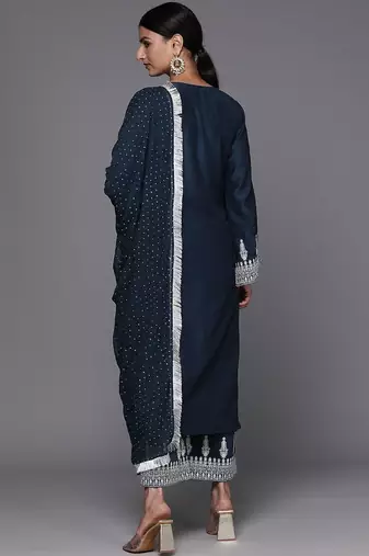 Ethnic Motifs Embroidered Regular Kurta with Trousers & With Dupatta