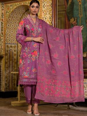 Printed Kurta with Trousers & Dupatta 1