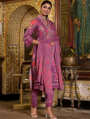 Printed Kurta with Trousers & Dupatta 3