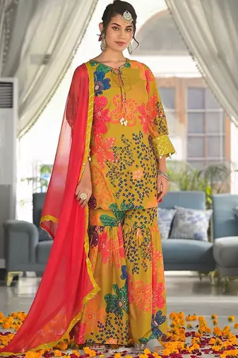 Women Floral Printed Kurti with Sharara & Dupatta
