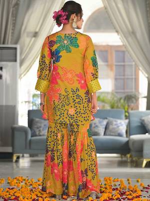 Women Floral Printed Kurti with Sharara & Dupatta 4