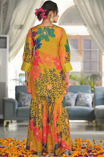 Women Floral Printed Kurti with Sharara & Dupatta